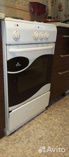 Продам электрическую плиту