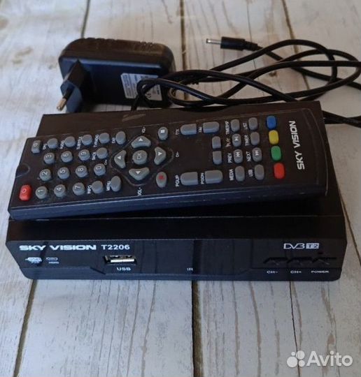 Новый тв ресивер Sky Vision T2206