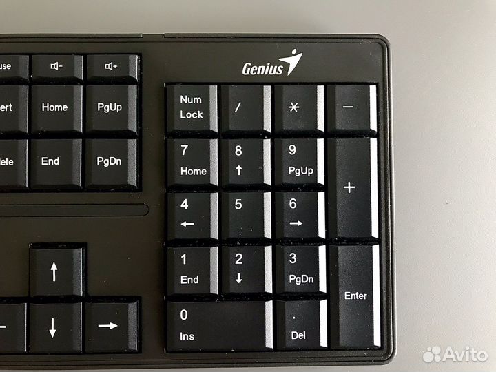 Клавиатура и мышь Genius SlimStar 8000 ME