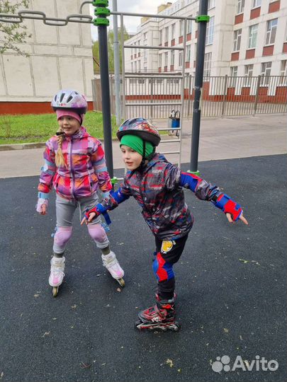 Инструктор по роликам