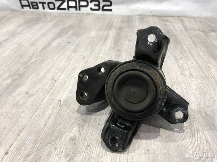 Опора двигателя передняя правая Kia Rio 3 G4FA