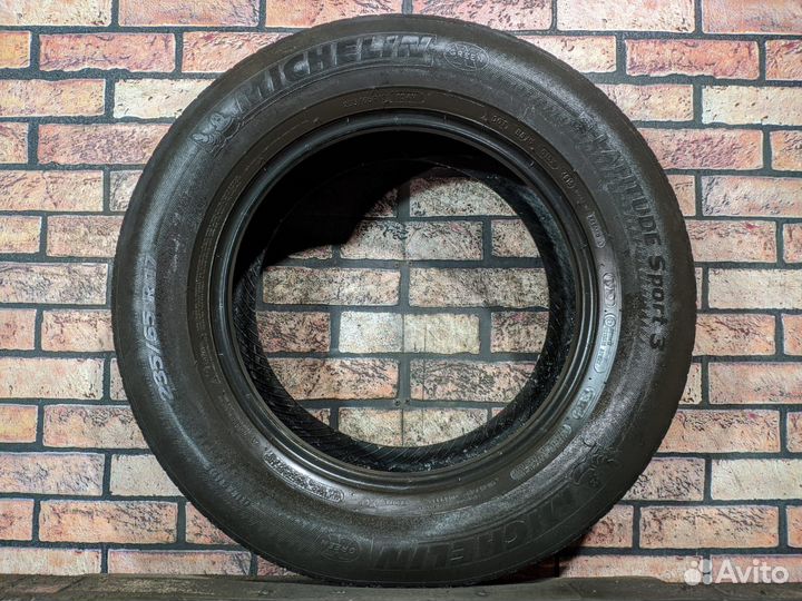 Michelin Latitude Sport 3 235/65 R17