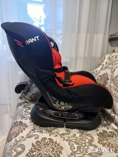 Детское автомобильное кресло