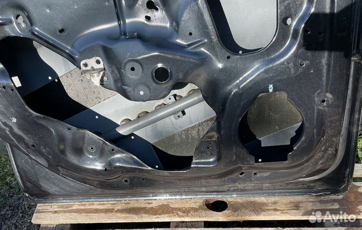 Дверь передняя левая Chevrolet Cruze седан