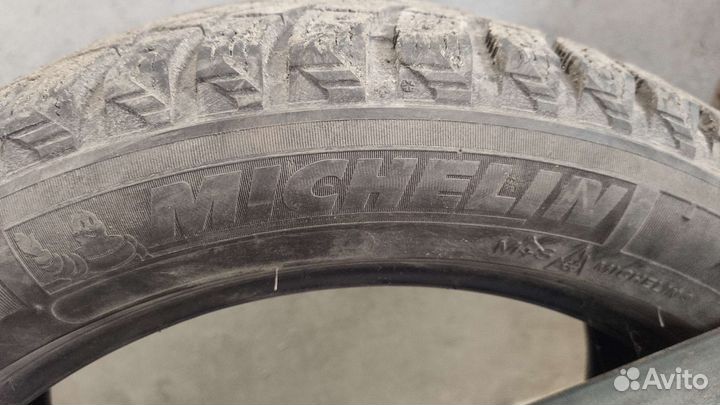Michelin X-Ice North 2 225/50 R17