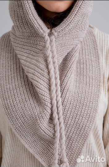 Капор женский