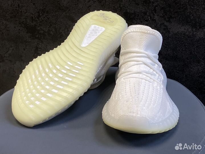 Кроссовки мужские Adidas Yeezy