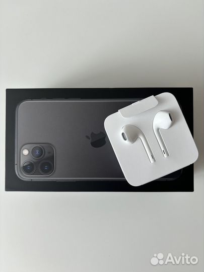 Новые наушники Apple EarPods lightning