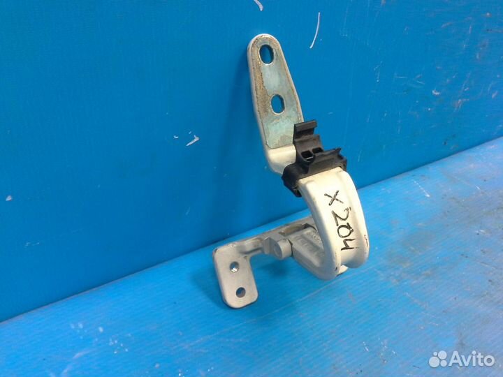 Петля двери багажника Mercedes Benz GLK-Class X204