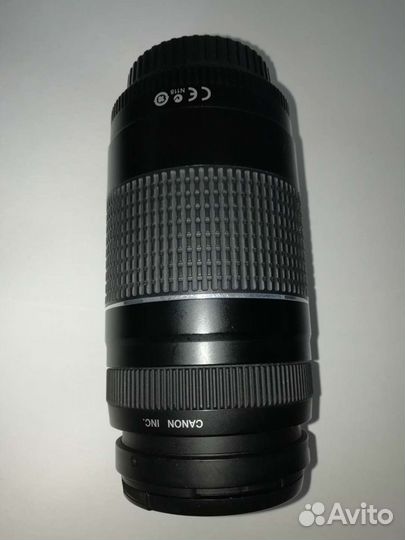 Зеркальный фотоаппарат Canon