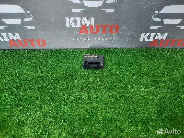 Блок управления дверью задний правый Audi A6 C6