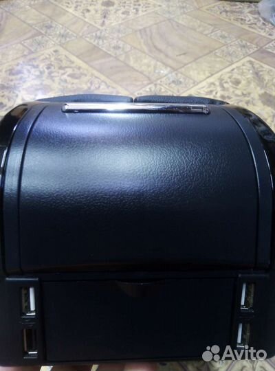 Подлокотник в стиле ауди