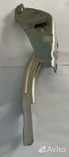 Петля капота левая Hyundai Solaris (2011-2017)