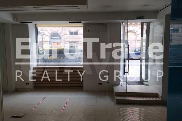 Сдам торговое помещение, 720 м²