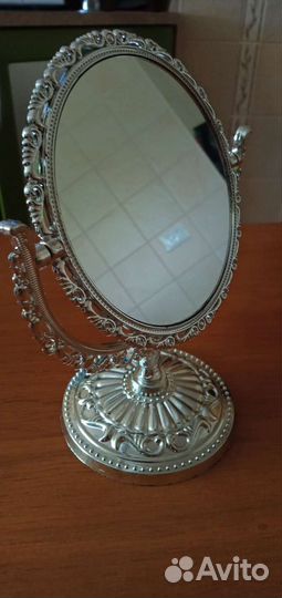 Зеркало настольное круглое новое