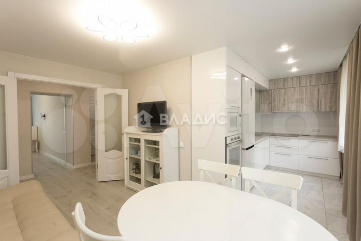 3-к. квартира, 68,4 м², 4/9 эт.