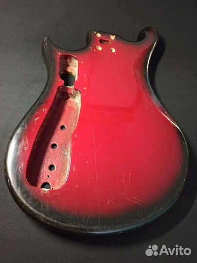 Корпус бас гитары Урал