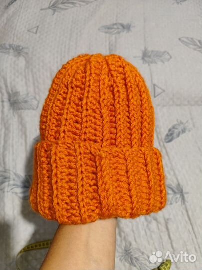 Зимняя тёплая шапка