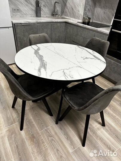 Стол круглый