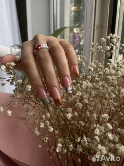 Наращивание ногтей