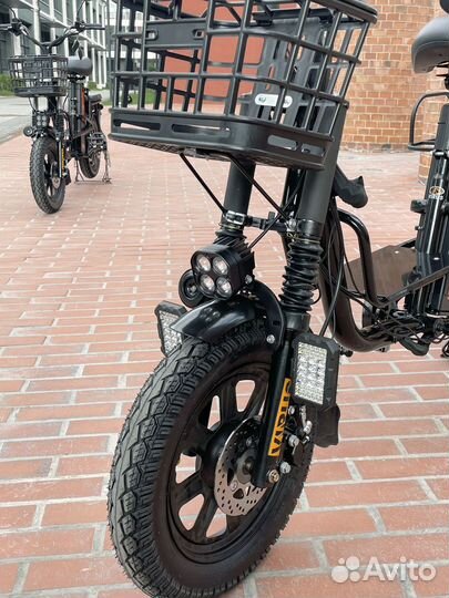 Электровелосипед Monster для курьеров