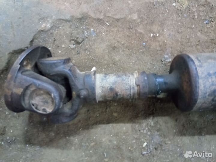 Карданный вал нива