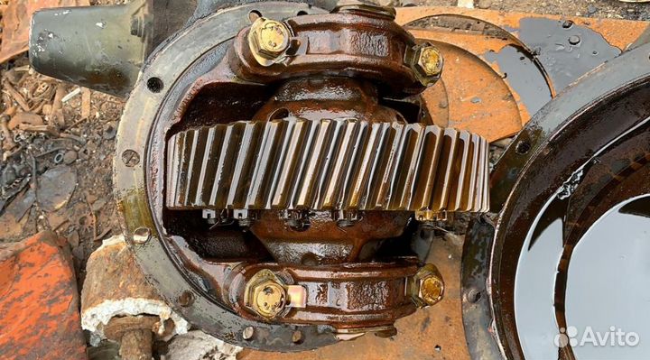 Запчасть ЗИЛ раздатки