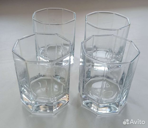 Стакан стекло, стопки хрусталь, чашки фарфор