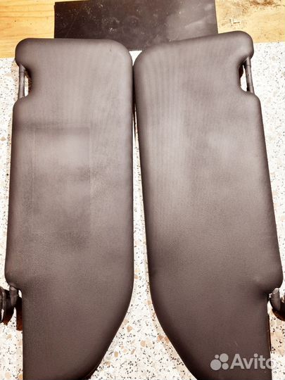 Солнцезащитные чёрные козырьки лада веста