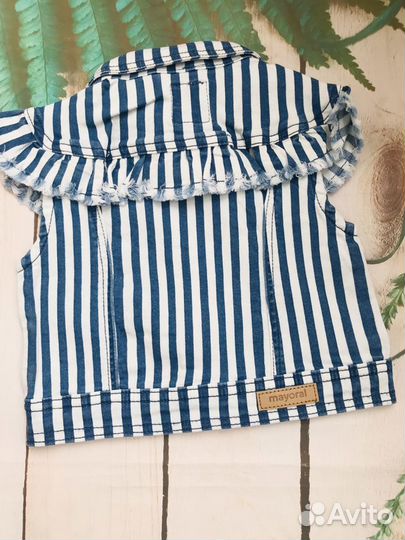 Джинсовая жилетка mayoral