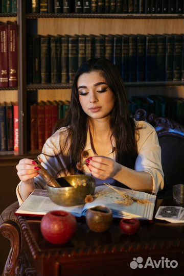 Сильный приворот Гадание на таро магия