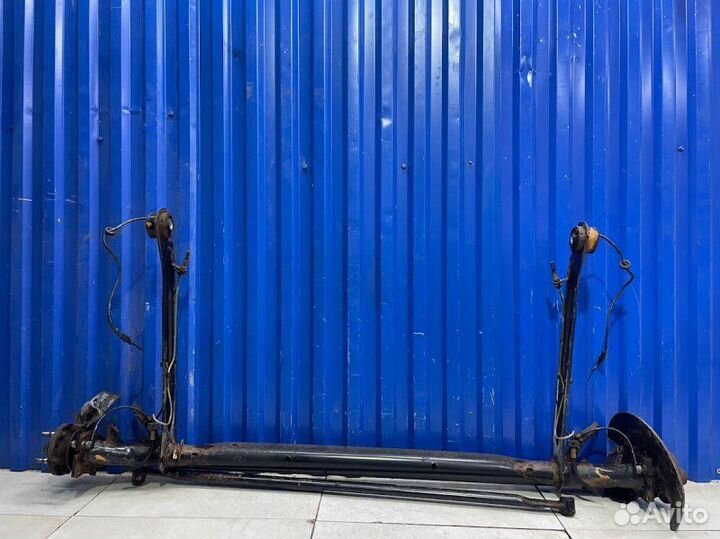 Балка подвески задняя Audi 100 C4 2.3 AAR 1991