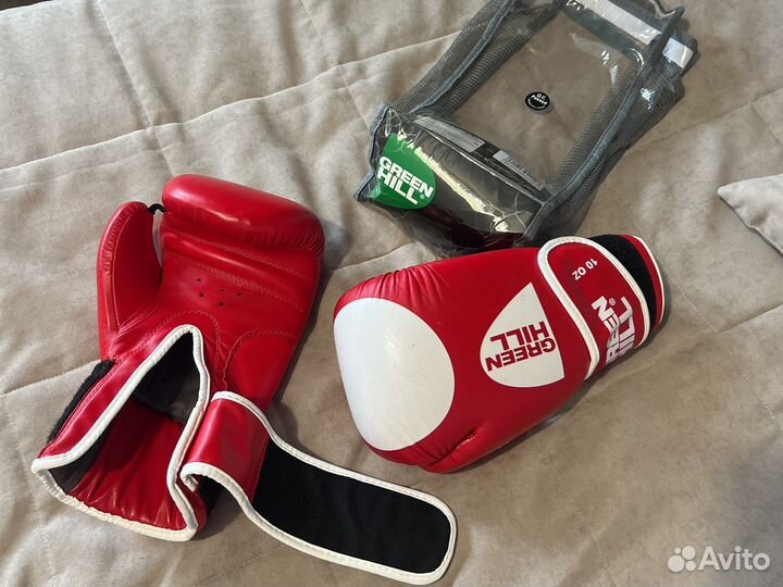 Боксерские перчатки 10 oz green hill