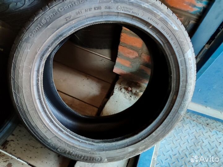 Continental ContiPremiumContact 5 235/45 R17