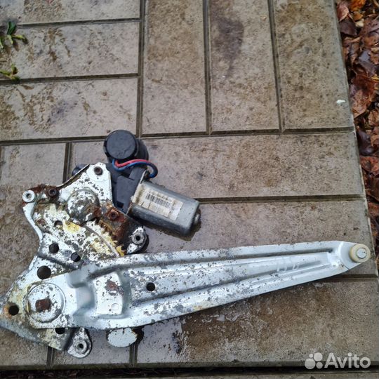 Стеклоподъемник электр. задний правый Byd F3