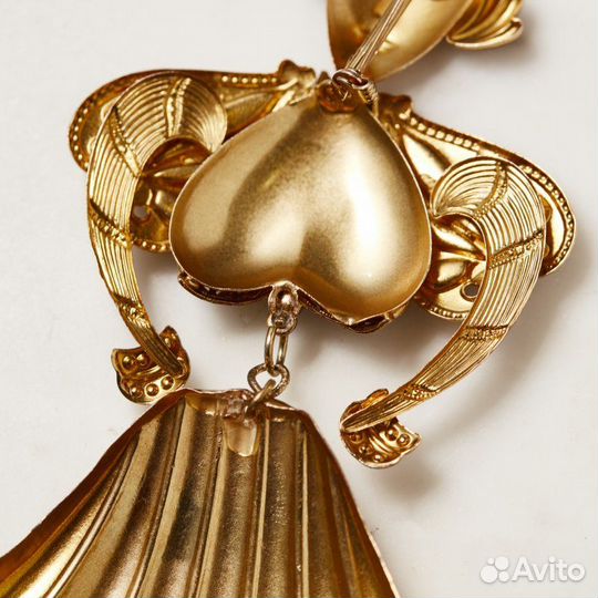 Брошь Фигурка девушки винтаж