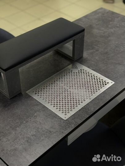 Аренда рабочего места мастера маникюра