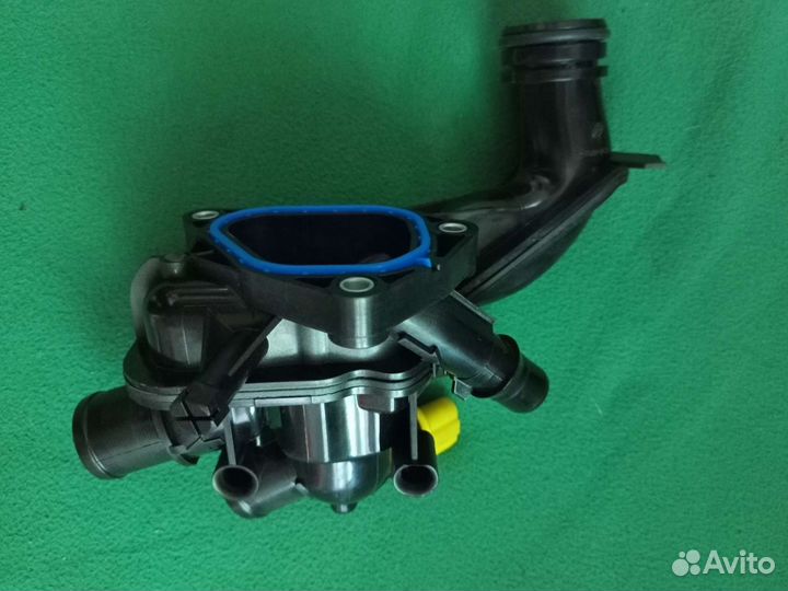 Термостат в сборе с корпусом Пежо 308, с4