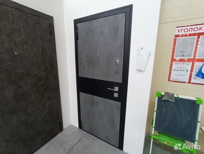 Дверь входная металлическая 