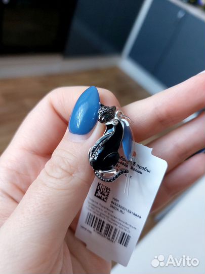 Серебрянная брошь Кошка