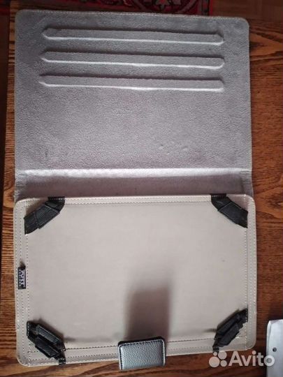Чехол на iPad кожаный
