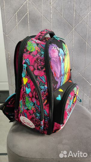 Ранец, портфель для девочки