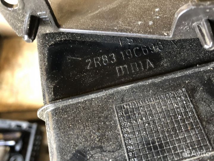 Воздуховод боковой jaguar s-type левый правый