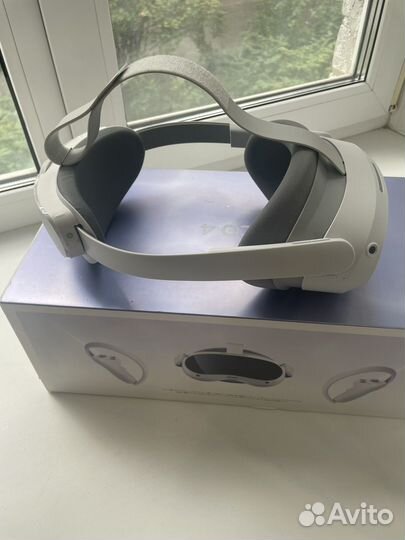 Система виртуальной реальности Pico 4 белый