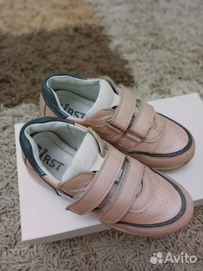 Кроссовки для девочки 29 размер