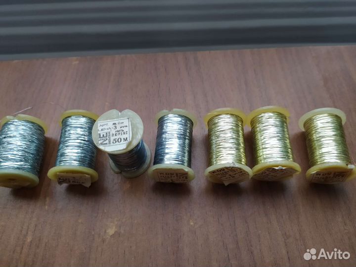 Нитки для рукоделия: штопка, мулине, люрекс