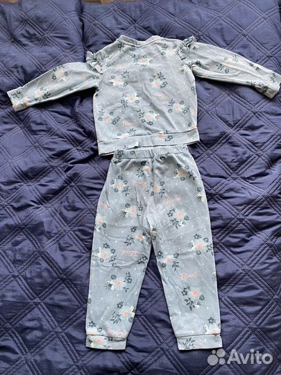 Спортивный костюм для девчоки