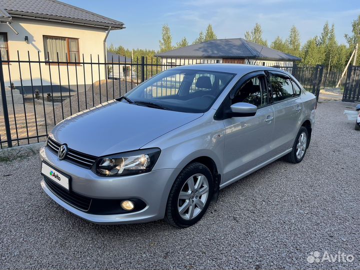 Volkswagen Polo 1.6 МТ, 2012, 77 000 км
