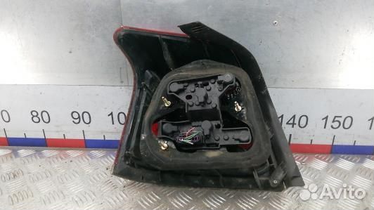 Фонарь задний правый toyota avensis T25 (BDN06MY01