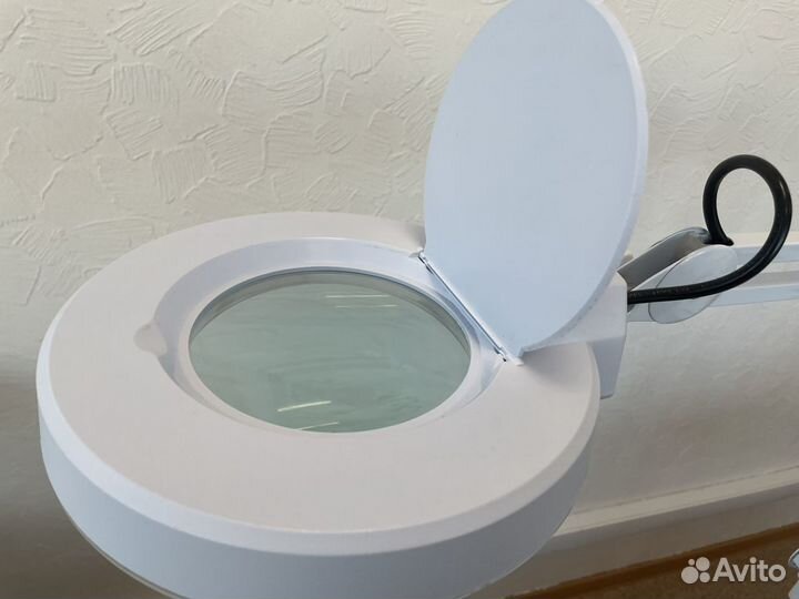 Лампа косметологическая